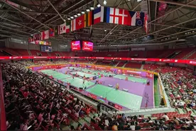 1金2银1铜！福建羽毛球运动员世青赛斩获佳绩图片