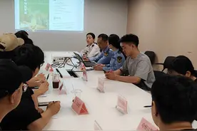 “1个行业，1张证”，在虹口开一家咖啡店或茶馆，就是这么简单！图片