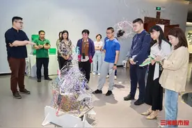废弃奶茶杯变艺术作品，这个有趣的展览让你了解“非塑料关系”图片