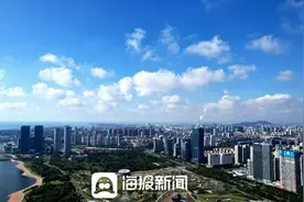 抬头看！日照再现漫画般的蓝天白云，太治愈了……图片