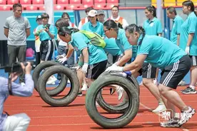 牵着“蜗牛”趣运动 浙江省智力残疾人趣味运动会在杭举行图片