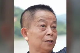 这一跪救了好多人！梅大高速下跪男子回忆救人经过图片