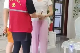 受资助女孩家里装修豪华？官方回应！图片