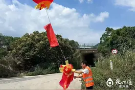 运营近半个月，福厦高铁14次遭轻飘物侵袭，部门呼吁：共同守好高铁安全运行“防护墙”！图片