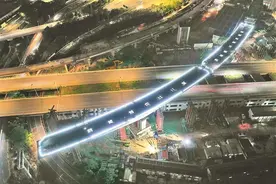 深圳首例！广深沿江高速二期工程钢箱梁成功转体图片