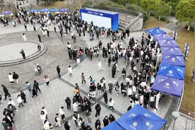 6000场招聘会、百万岗位！重庆今年目标：40万青年来渝留渝图片
