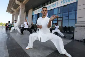 央媒观豫丨河南温县：“洋弟子”太极故里学太极图片