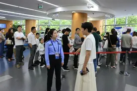 小窗口大作为：“徐小境”尽显政务服务的温度和速度图片
