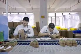 拼多多高质量发展战略再升级：成立“商家权益保护委员会”，深化新质供给图片