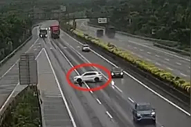高速公路横着走？扣9分！图片