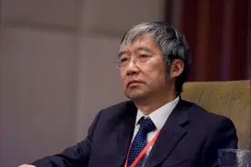 【问诊2025中国经济】余永定：2025年经济目标不应低于5%图片