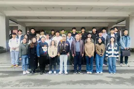 企业导师实战教学激活课堂，托普学院数字经管学院建筑工程技术专业深入推进课程体系改革与教学方法创新图片