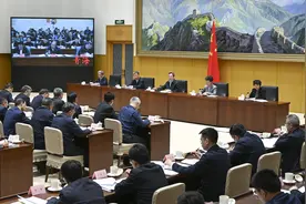 丁薛祥出席全国高校毕业生等青年就业创业工作视频会议并讲话图片