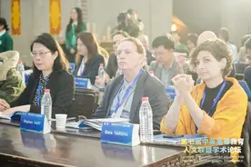 2023年第七届中英高等教育人文联盟学术论坛在武汉召开图片