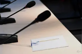西宁通报：跌落受伤的小学生在诊疗观察中，将实地调查护栏质量图片