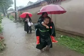 转移！抢排！加固！辽宁朝阳紧急防御强降雨图片