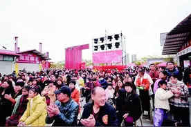 5岁萌娃、75岁老人同唱新春！厦门同安“环东‘村’旋律 唱‘享’新生活”十佳歌手大赛启动图片