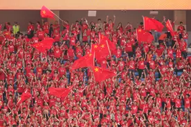 追光 | 国足再战沙特，熬夜也值得！图片