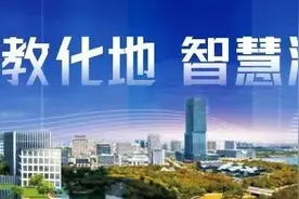仰头玩手机，是否真的对预防颈椎病管用？专家紧急提醒→图片