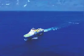 我国首次完成超3000米超深水三维地震勘探图片