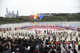 非遗民俗精彩纷呈 群众共享文化盛宴 “广西三月三·八桂嘉年华”开幕式暨“四季村歌”活动启动仪式举行图片