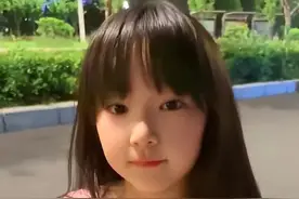 先天力量圣体的小姑娘去学游泳了 教练说她的腿上好像有螺旋桨图片