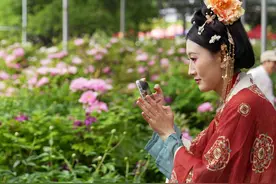 新华全媒+丨这个“五一”怎么玩？从平台数据看假期出游风向标图片