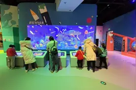 在这里，真有一个撬动“地球”的杠杆！西海岸科技馆开放，323件展品展现科学的妙趣图片