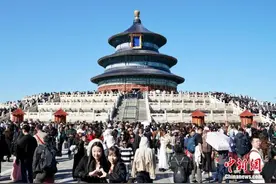 世界观中国 | 75载奋斗历程彰显战略远见，外媒点赞中国发展“成绩单”图片