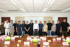 专家热评《唱支山歌给党听》指导剧本定位创作图片