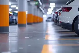 以案释法 | 小车位放大车，“挤”到邻位引纠纷，法院怎么判？图片