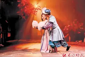 “文化夜宴”带火芙蓉夜经济图片