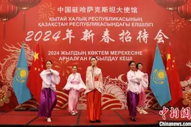 中国驻哈萨克斯坦大使：春节越来越受到哈民众欢迎图片