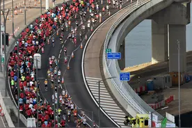 （体育）马拉松——2025港珠澳大桥半程马拉松赛开跑图片