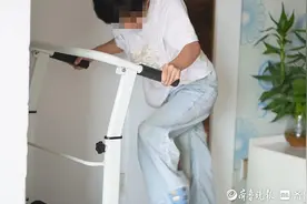 守护“柠檬宝宝”②一家五口的坚守：10岁女孩的运动梦图片