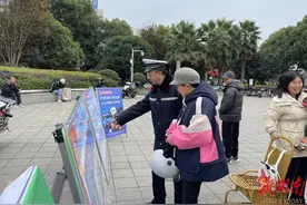 精准实策、宣教结合 芷江：保障冬季道路交通安全，开展违法行为专项整治图片