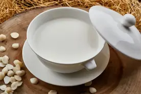 3个适合秋季喝的养生饮品图片
