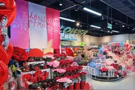 情人节三成女性买玫瑰送自己、送朋友，“周花”消费已兴起图片