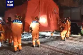 6个安置点58顶救灾帐篷完成搭建，新疆阿克苏消防正开展防火巡查图片