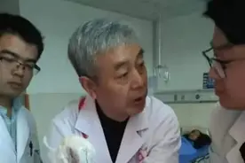 “老有所为，余热生辉”，来看这位医生的别样退休生活图片