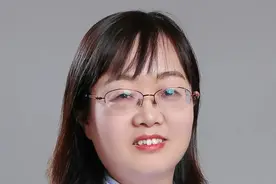重庆飞济南，山航一航班上突发情况，她挺身而出图片