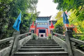《哪吒》热映带火多处景点 “哪吒行宫”工作人员：讲解员连轴转 忙得来不及吃饭图片