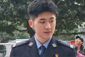 警察节｜靠颜值出圈凭实力缉凶 这位00后帅警说群众的小事就是警察的大事图片