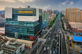 湖南日报头版头条：看雨花高桥、红星两大市场开放之路图片