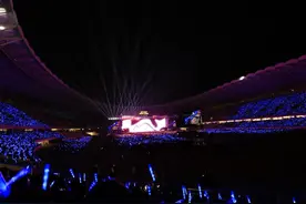 3万人合唱刷屏！襄阳今晚炸圈了图片