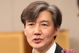 韩国祖国革新党前党首曹国16日起在看守所服刑图片