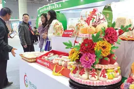 产经相对论｜第16期：烟台食博会：“好吃好玩好热闹”背后的经济学透视图片