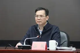 伍斌当选厦门市市长图片