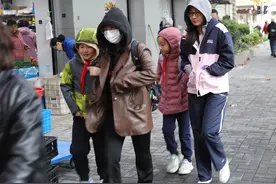 寒潮来袭 申城降温图片