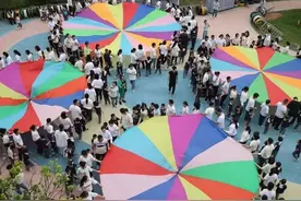 长沙县泉塘二幼：小手牵大手运动“悦”童心图片